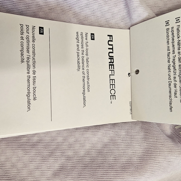 NEW North Face Futurefleece LT Women’s Medium Fleece Pullover Summit Base Layer - Picture 15 of 16